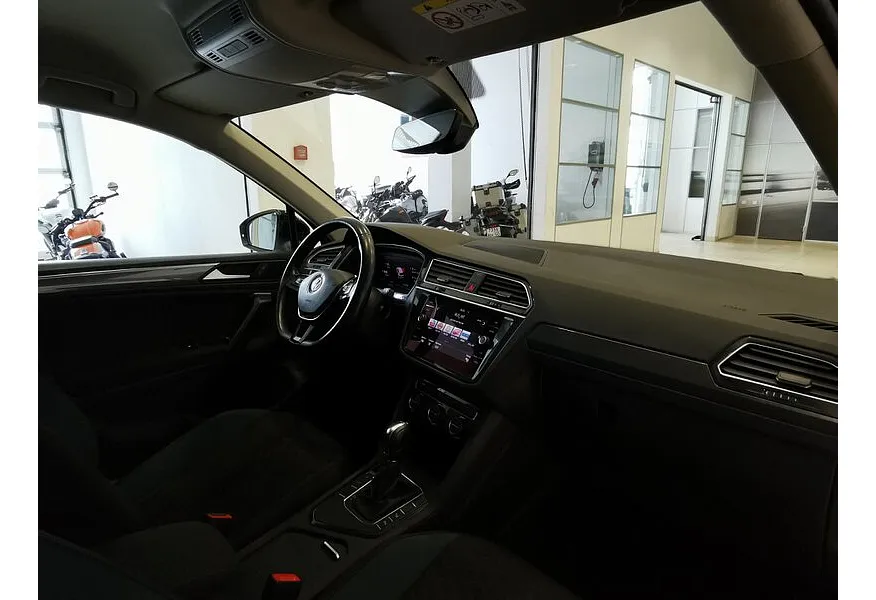 Volkswagen Tiguan 1.4 TSI 4Motion DSG (150 л.с.) Status Plus Бежевый в АВИЛОН. Слайд №13