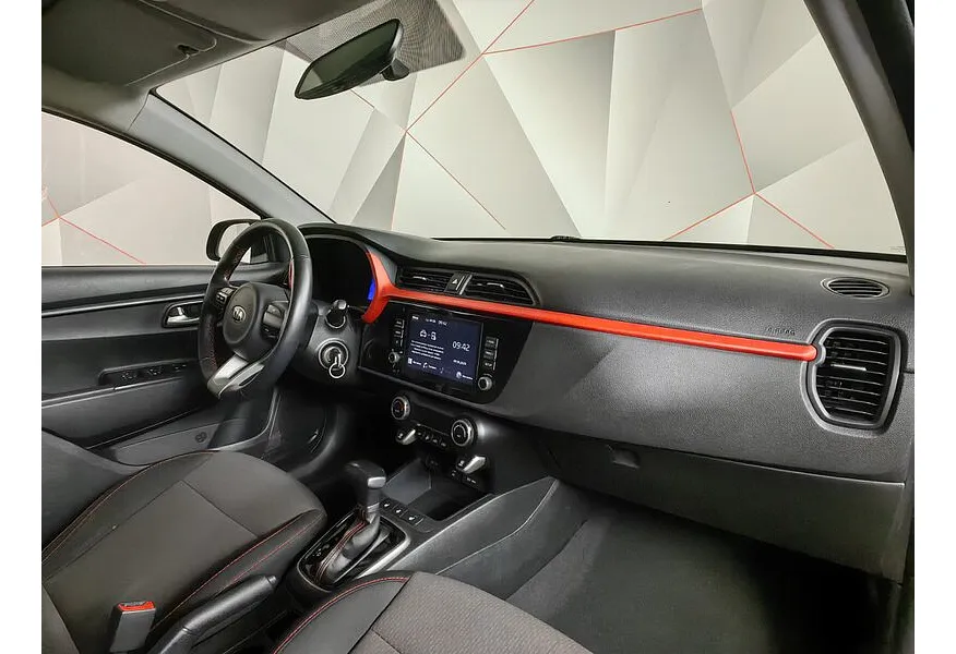 Kia Rio X 1.6 AT (123 л.с.) Premium Черный в АВИЛОН. Слайд №12