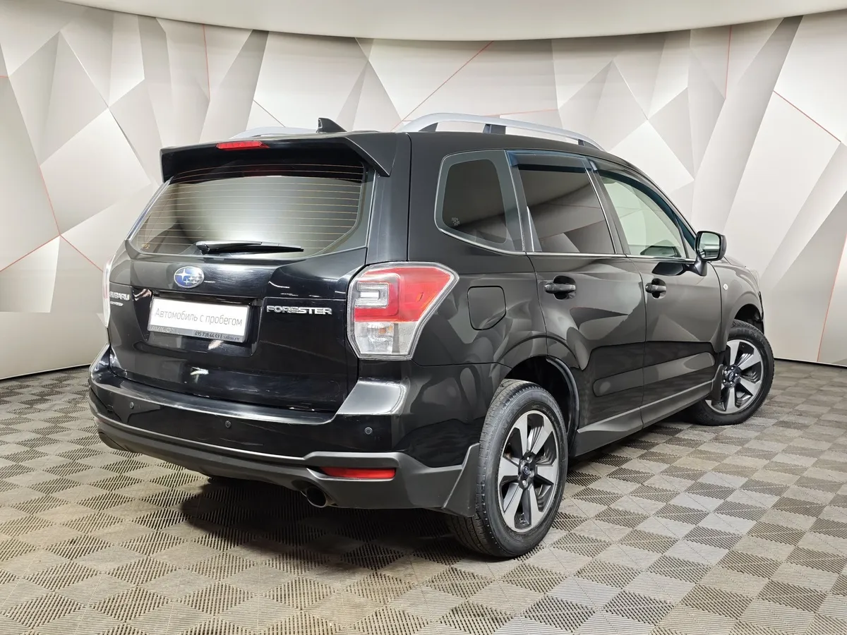 Subaru Forester 2.0i Lineartronic AWD (150 л.с.) Черный в АВИЛОН. Слайд №2