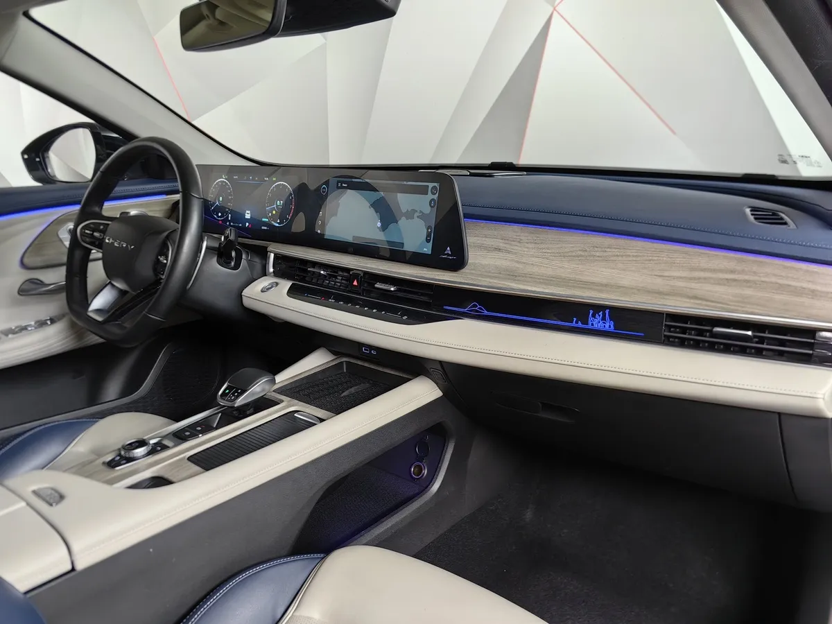 Chery Arrizo 8 1.6T DCT (197 л.с.) Ultimate Зеленый в АВИЛОН. Слайд №13