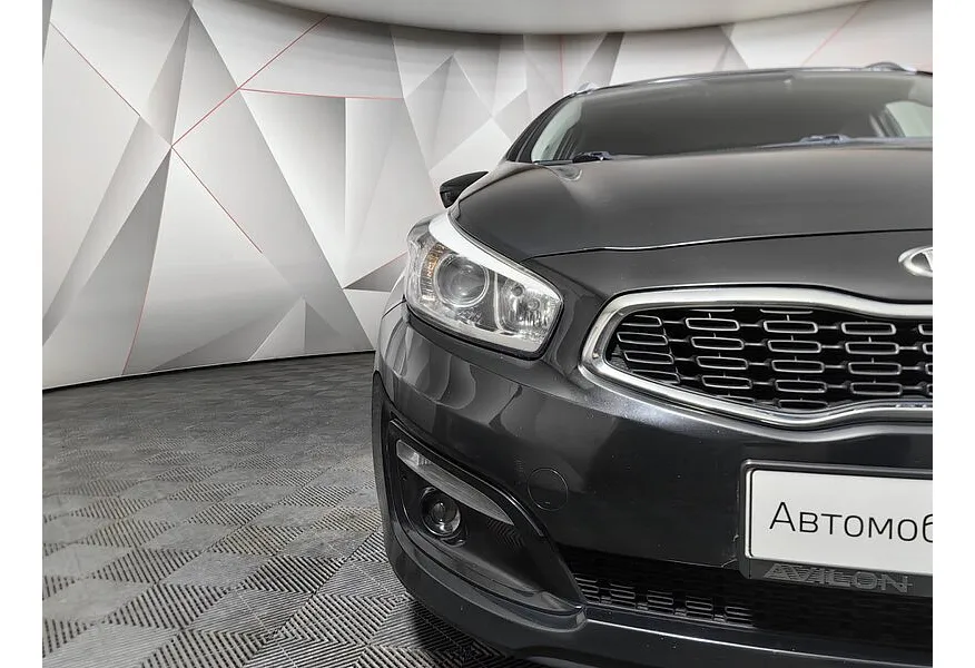 Kia Ceed 1.6 AT (130 л.с.) Classic Черный в АВИЛОН. Слайд №10