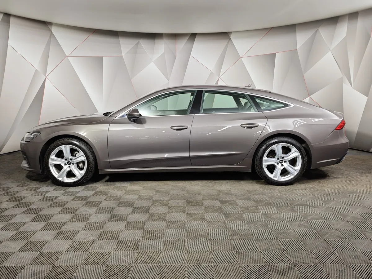 Audi A7 45 TFSI quattro S tronic (245 л.с.) Коричневый в АВИЛОН. Слайд №5