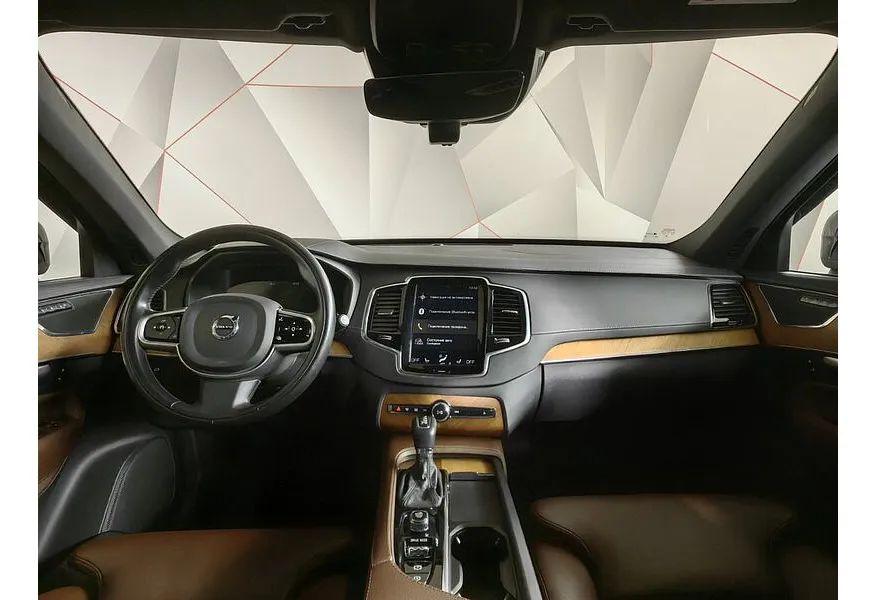 Volvo XC90 2.0 T5 Drive-E AT AWD (5 мест) (249 л.с.) Inscription Черный в АВИЛОН. Слайд №14