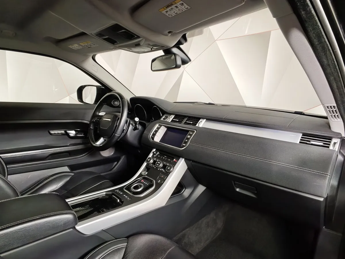 Land Rover Range Rover Evoque 2.0 Si4 AT (240 л.с.) Pure Tech Черный в АВИЛОН. Слайд №12