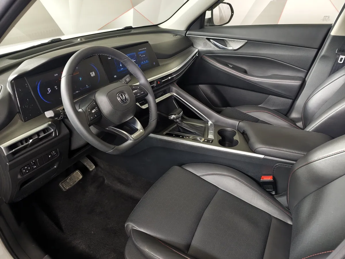 Changan CS35PLUS 1.4T 7DCT (149 л.с.) Tech Белый в АВИЛОН. Слайд №19