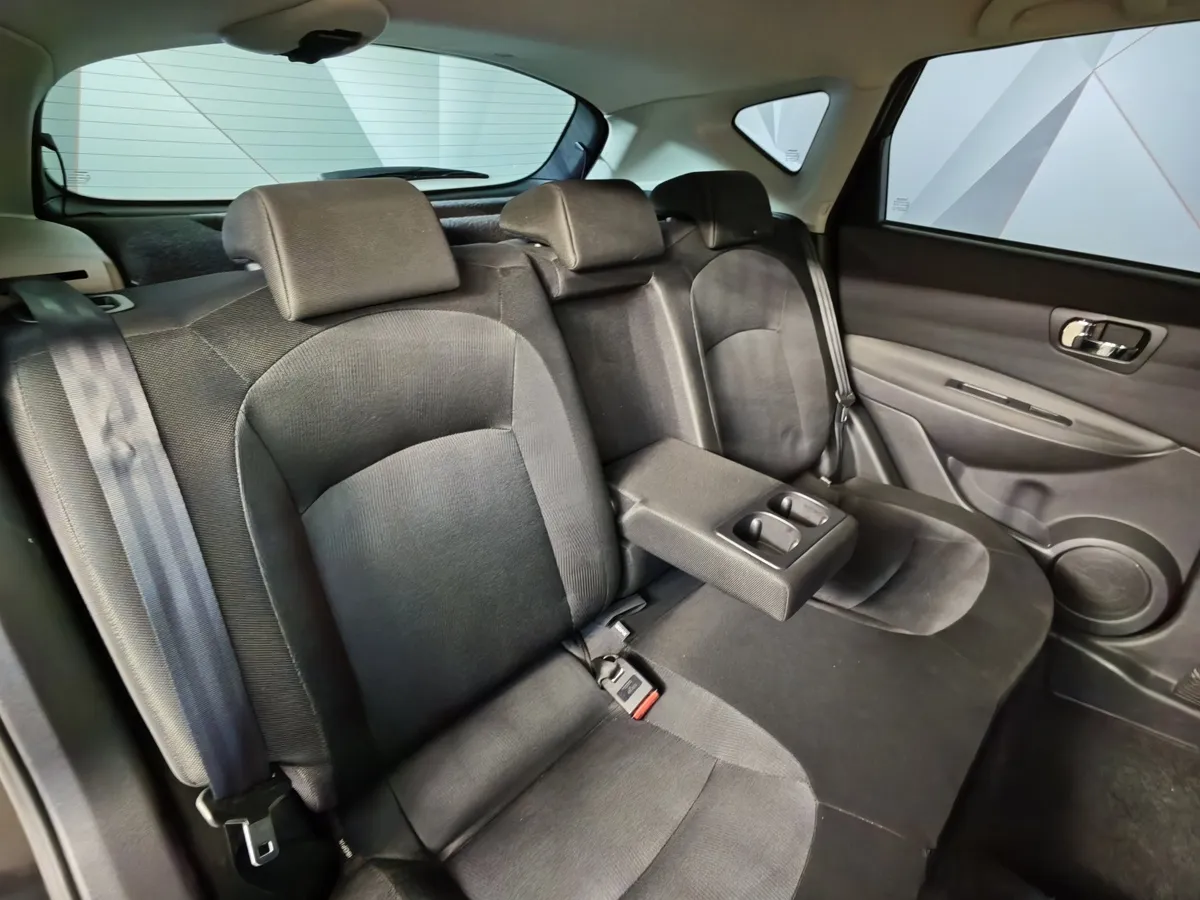 Nissan Qashqai 2.0 CVT AWD (141 л.с.) Черный в АВИЛОН. Слайд №16