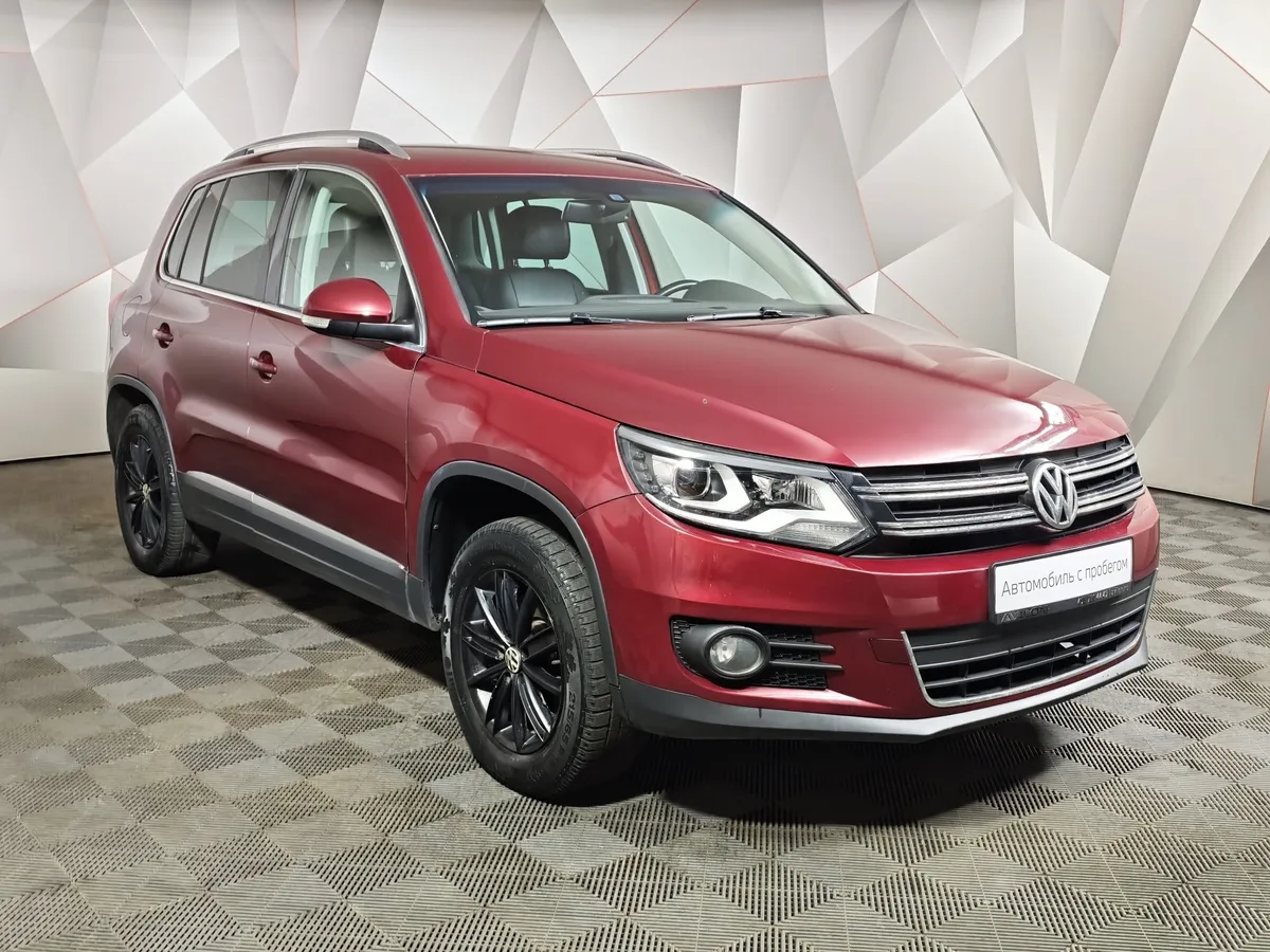 Volkswagen Tiguan 2.0 TDI 4Motion AT (140 л.с.) Sport&Style Красный в АВИЛОН. Слайд №3