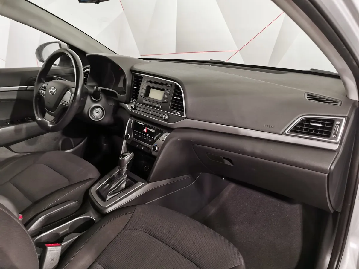 Hyundai Elantra 1.6 AT (128 л.с.) Aсtive (CA4) Серебристый в АВИЛОН. Слайд №12