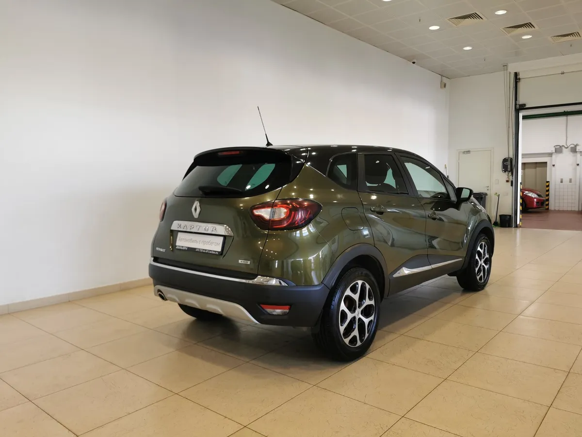 Renault Kaptur 2.0 MT AWD (143 л.с.) Drive Зеленый в АВИЛОН. Слайд №2