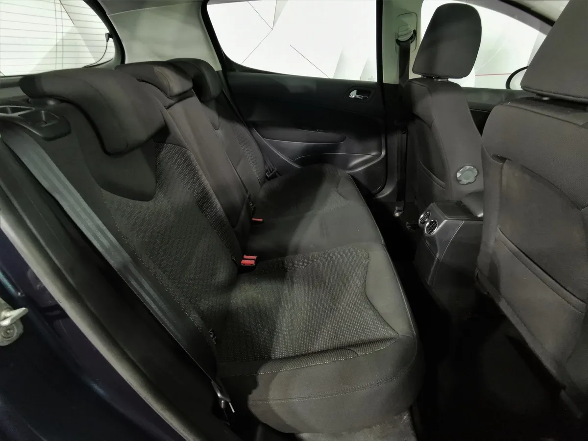 Peugeot 308 1.6 AT (120 л.с.) Синий в АВИЛОН. Слайд №15
