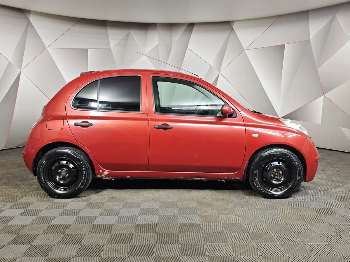 Nissan Micra 1.2 MT (80 л.с.) Красный в АВИЛОН. Слайд №6