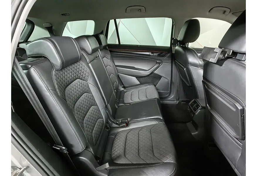 Skoda Kodiaq 2.0 TDI DSG 4X4 (150 л.с.) Бежевый в АВИЛОН. Слайд №15