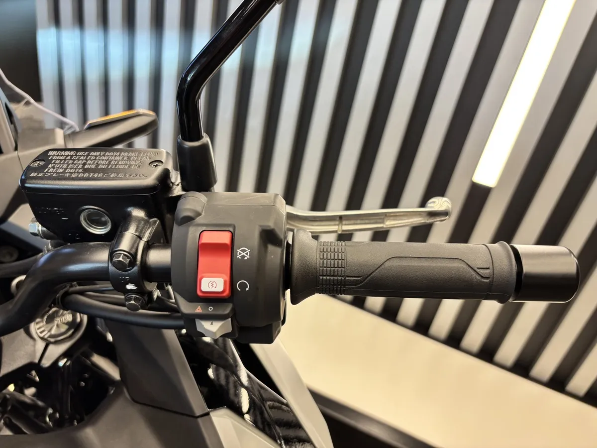 Honda NC750 X 750 см³ (59 л.с.) (59) 750 Черный в АВИЛОН. Слайд №2