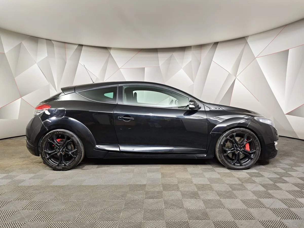 Renault Megane 2.0 TCe MT (250 л.с.) Sport Черный в АВИЛОН. Слайд №6