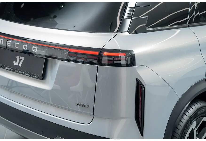 Jaecoo J7 1.6T 7DCT 4WD (150 л.с.) Active LP Серебристый в АВИЛОН. Слайд №16