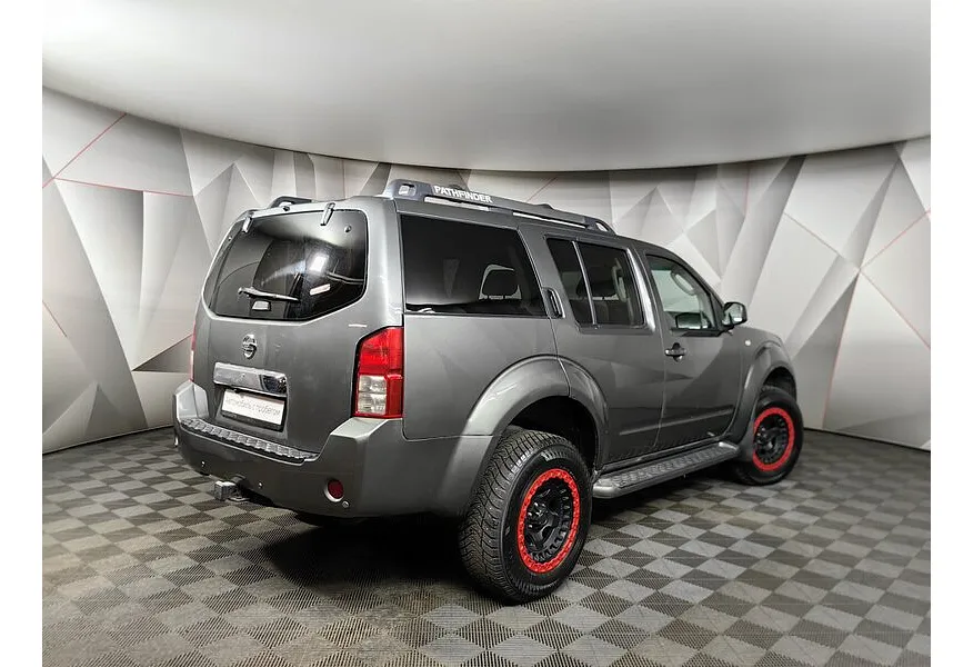 Nissan Pathfinder 2.5 dCi AT (174 л.с.) Серый в АВИЛОН. Слайд №2