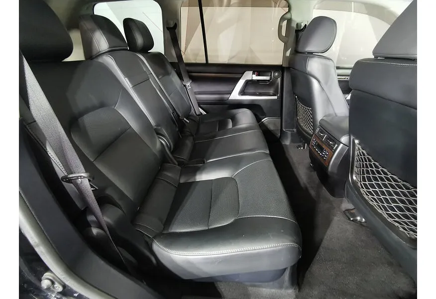 Toyota Land Cruiser 4.5 TD AT (249 л.с.) Черный в АВИЛОН. Слайд №14