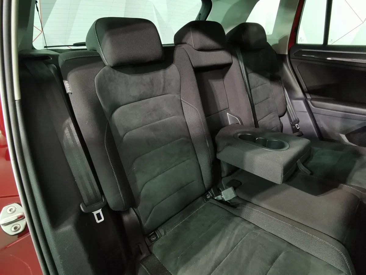 Volkswagen Tiguan 2.0 TSI 4Motion DSG (180 л.с.) Highline Красный в АВИЛОН. Слайд №16