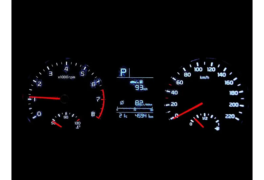 Kia Rio 1.6 AT (123 л.с.) Comfort Бежевый в АВИЛОН. Слайд №18