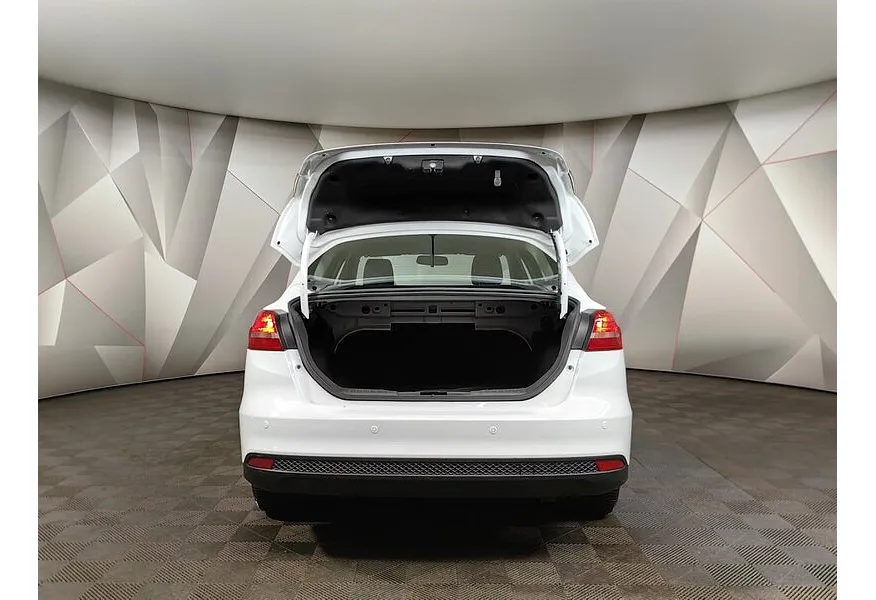 Ford Focus 1.6 Ti-VCT PowerShift (105 л.с.) SYNC Edition Белый в АВИЛОН. Слайд №12