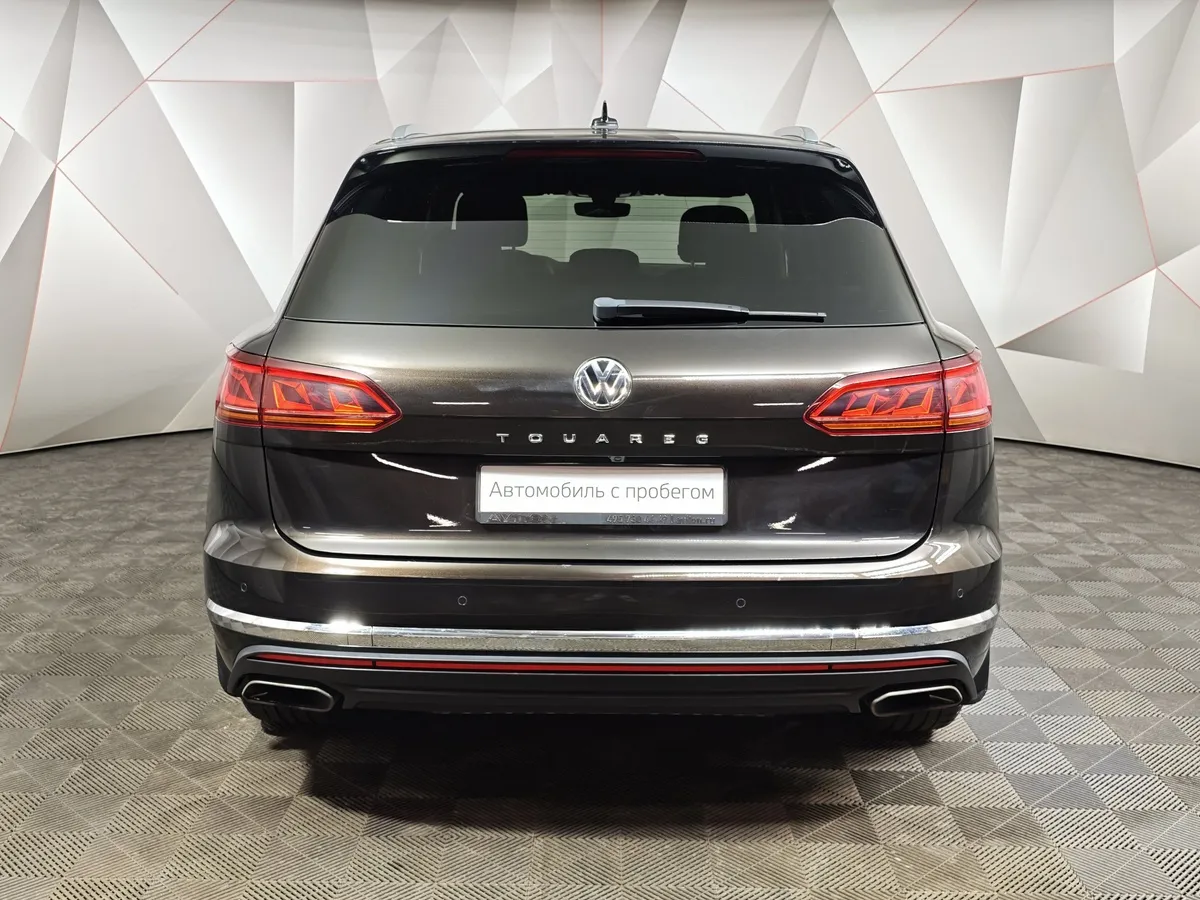 Volkswagen Touareg 2.0 TSI Tiptronic 4Motion (249 л.с.) Exclusive Коричневый в АВИЛОН. Слайд №8