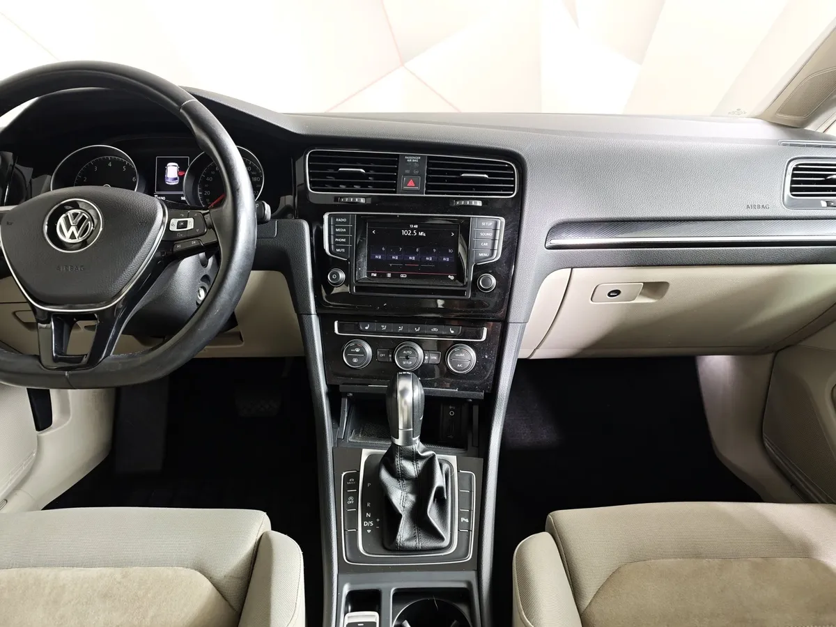 Volkswagen Golf 1.4 TSI BlueMotion DSG (122 л.с.) Highline Голубой в АВИЛОН. Слайд №15