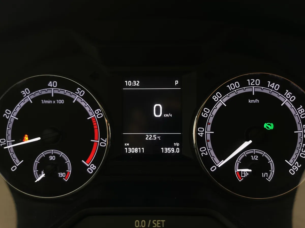 Skoda Octavia 1.4 TSI DSG (150 л.с.) Ambition Серый в АВИЛОН. Слайд №17