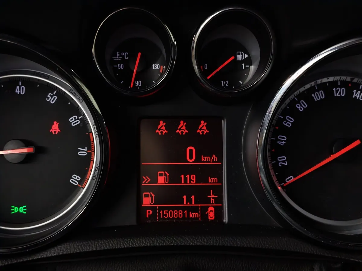Opel Mokka 1.4 Turbo AT (140 л.с.) Белый в АВИЛОН. Слайд №17