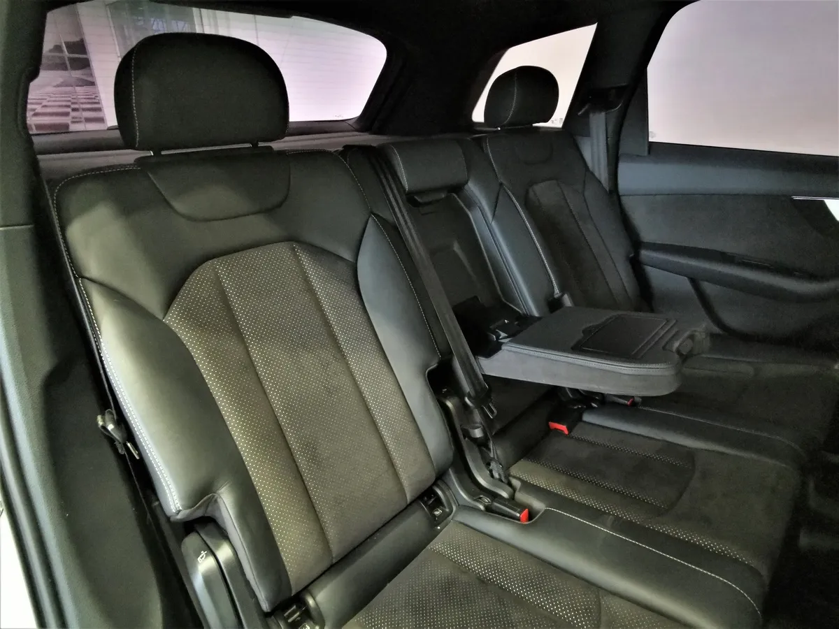 Audi Q7 3.0 TDI Tiptronic quattro (249 л.с.) Белый в АВИЛОН. Слайд №16