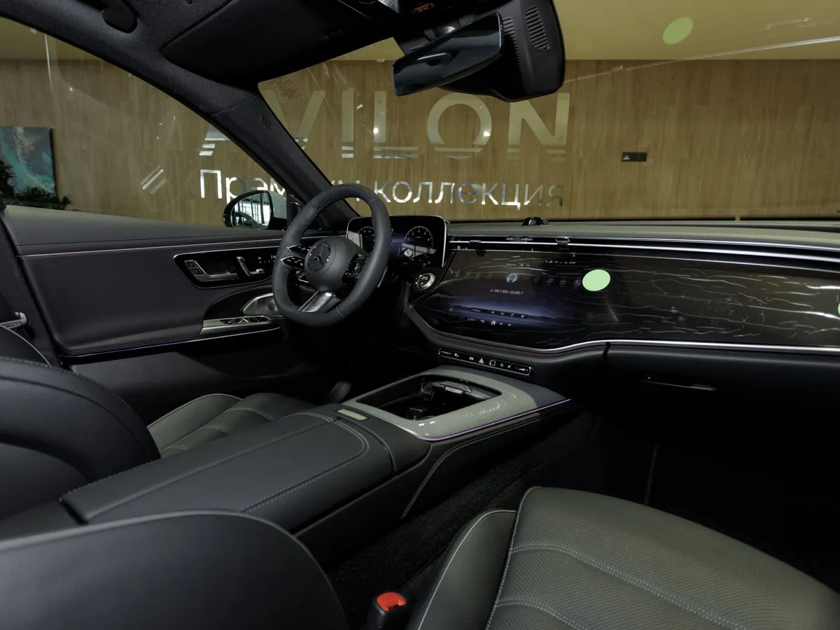 Mercedes-Benz E-Класс E 300 4MATIC (258 л.с.) Серый в АВИЛОН. Слайд №8