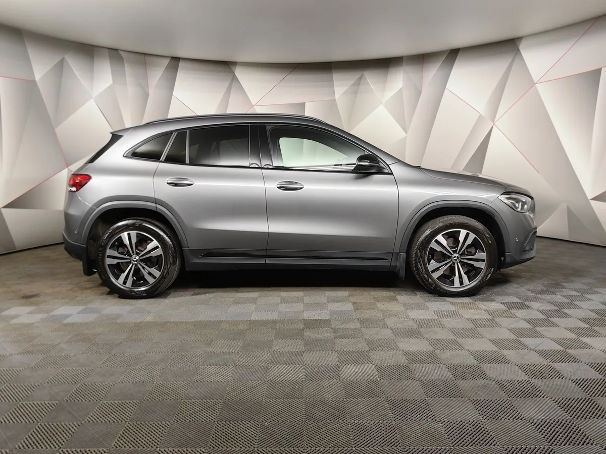 Mercedes-Benz GLA 250 8G-DCT 4MATIC (224 л.с.) Progressive Серый в АВИЛОН. Слайд №6
