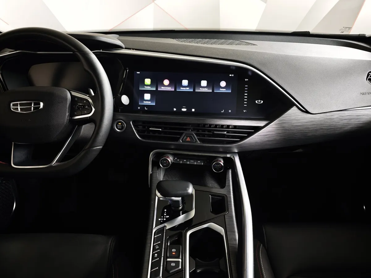 Geely Tugella 2.0 AT AWD (238 л.с.) Flagship Sport Серый в АВИЛОН. Слайд №14