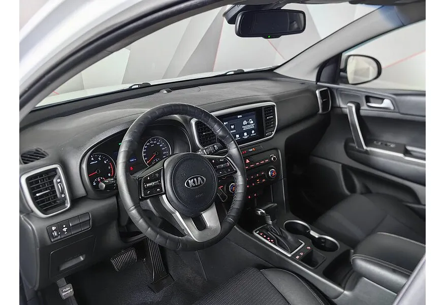 АВИЛОН - Kia Sportage 2.0 AT (150 л.с.) Белый - slide 8