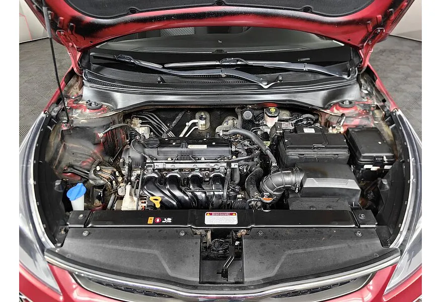 Kia Rio 1.6 MT (123 л.с.) Красный в АВИЛОН. Слайд №11