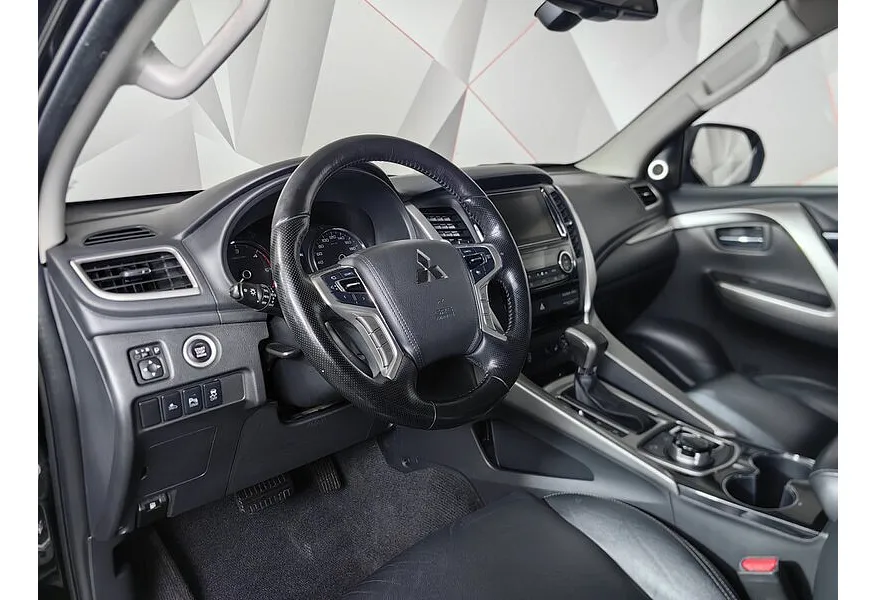 АВИЛОН - Mitsubishi Pajero Sport 2.4 DI-D AT AWD (181 л.с.) Intense Черный - slide 11