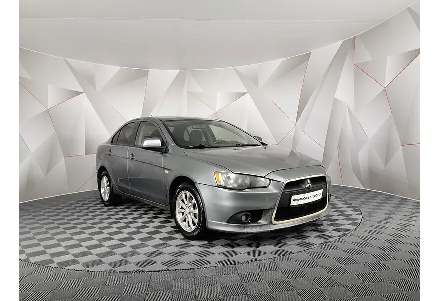 LIVE. Слайд №2