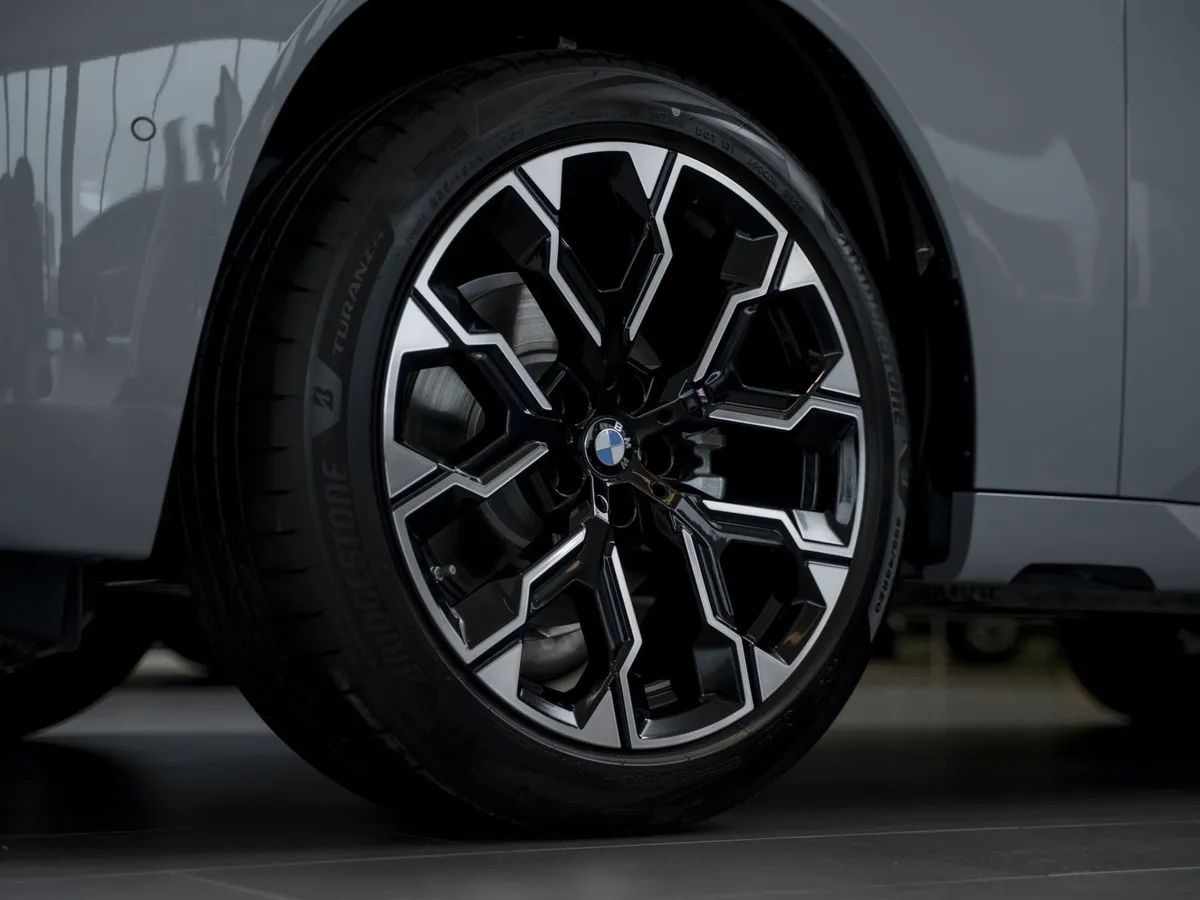 BMW X3 xDrive30L AT (258 л.с.) Серый в АВИЛОН. Слайд №11