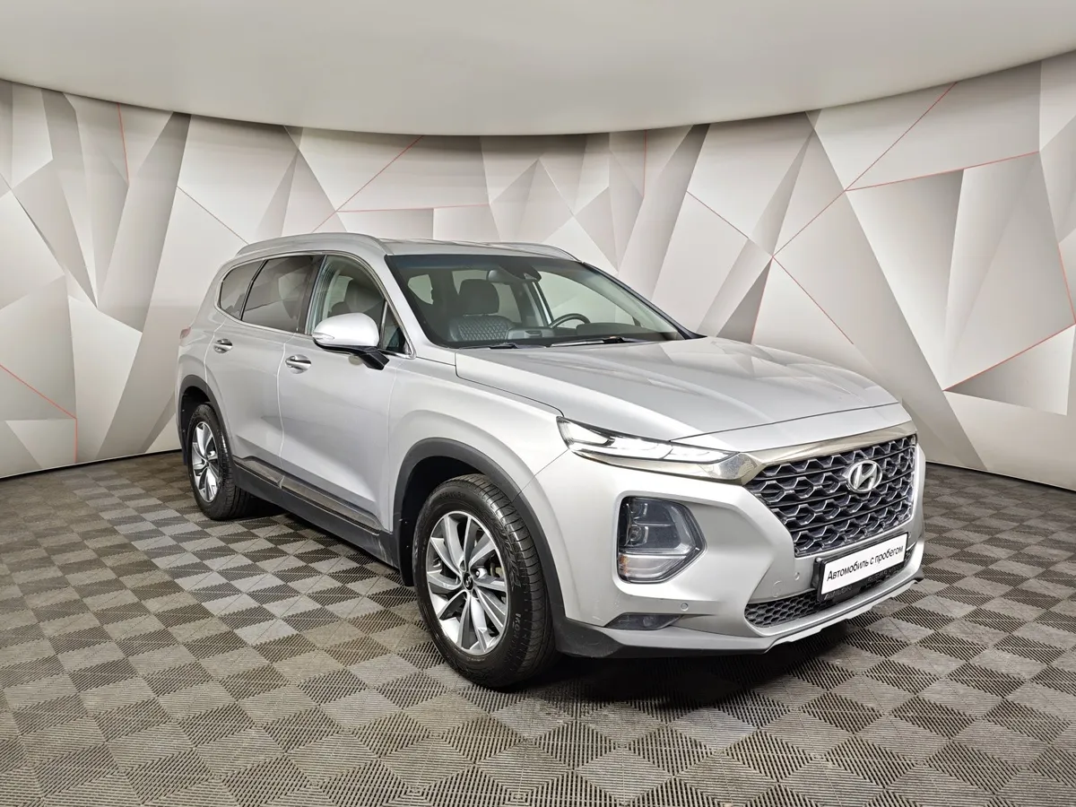 Hyundai Santa Fe 2.4 (188 л.с.) - 6AT Premier Серебристый в АВИЛОН. Слайд №3