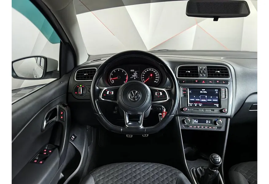 Volkswagen Polo 1.6 MT (105 л.с.) Trendline Белый в АВИЛОН. Слайд №20