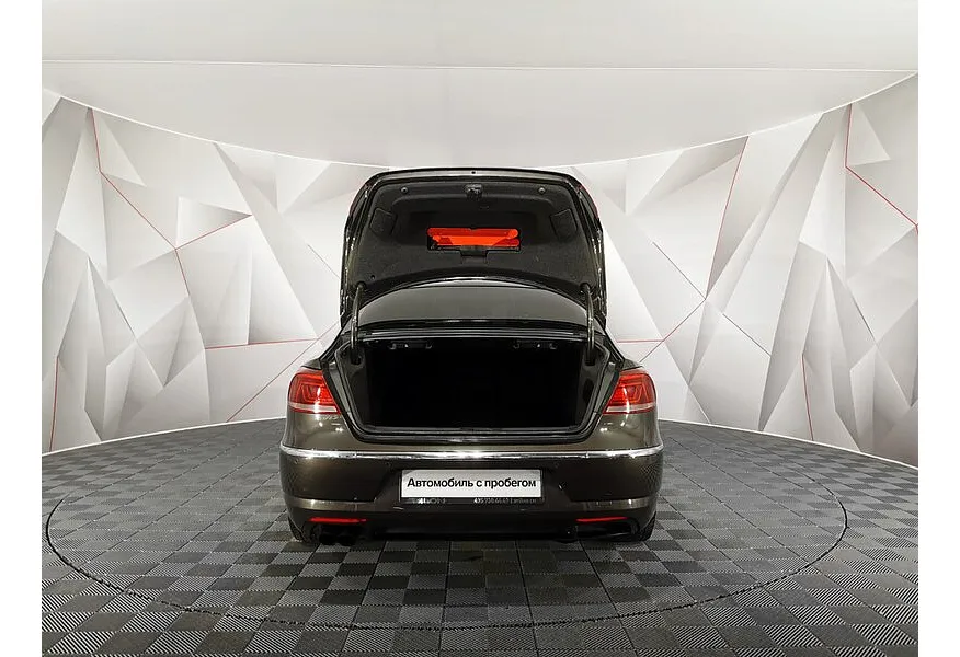 Volkswagen Passat CC 1.8 TSI DSG (152 л.с.) Коричневый в АВИЛОН. Слайд №10