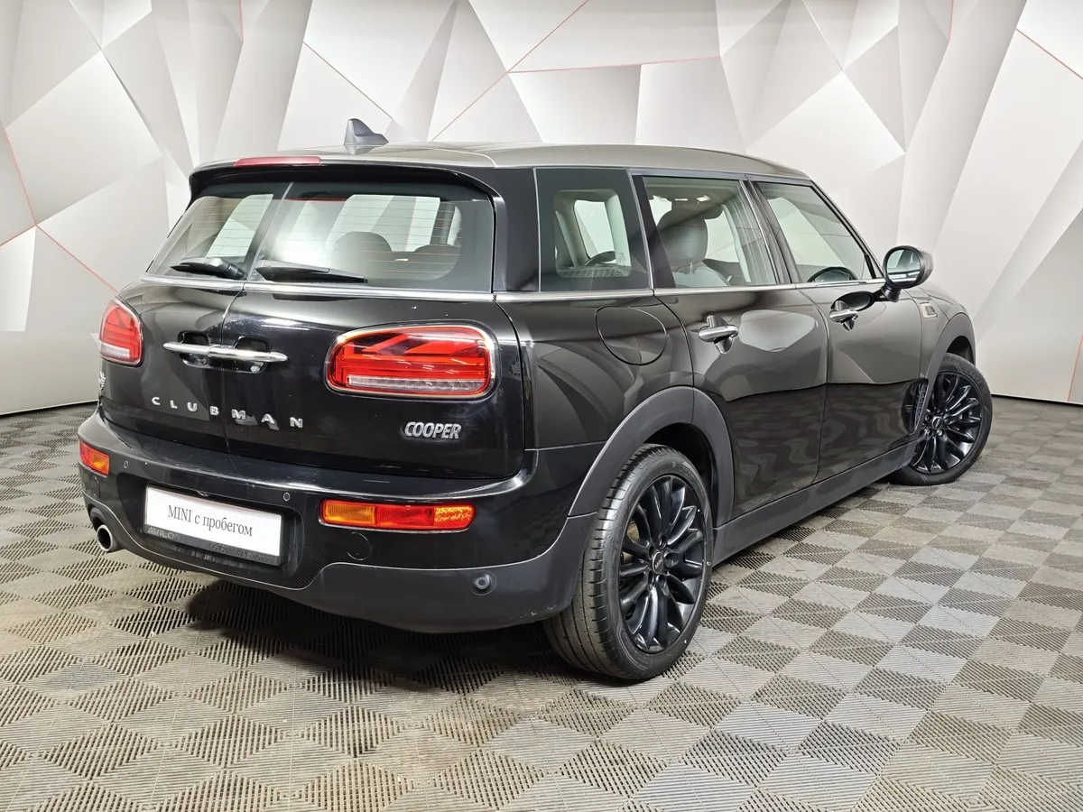MINI Clubman Cooper 1.5 AT (136 л.с.) Черный в АВИЛОН. Слайд №2