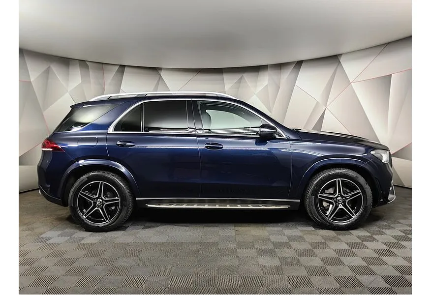 LIVE. Слайд №4