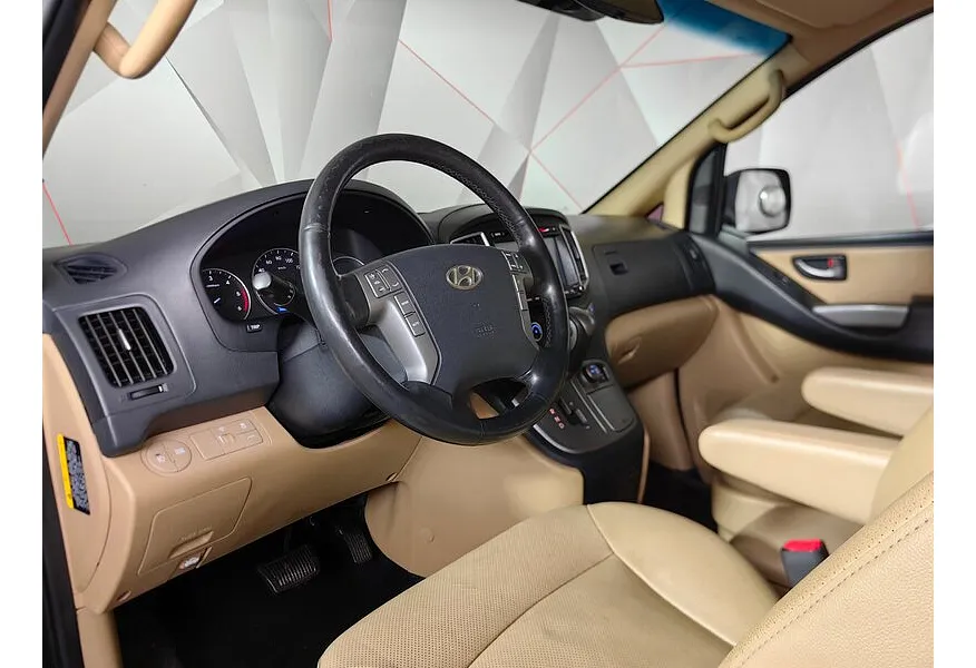 Hyundai Grand Starex 2.5d AT 4WD (145 л.с.) Серый в АВИЛОН. Слайд №19