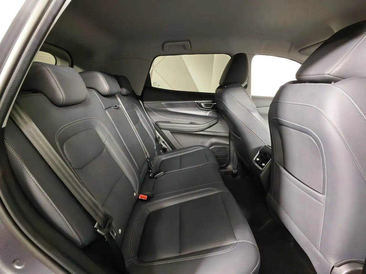 Chery Tiggo 4 Pro 1.5 CVT (113 л.с.) Action Серый в АВИЛОН. Слайд №16