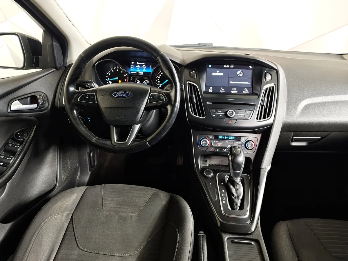 Ford Focus 1.5 EcoBoost AT (150 л.с.) Titanium Черный в АВИЛОН. Слайд №20