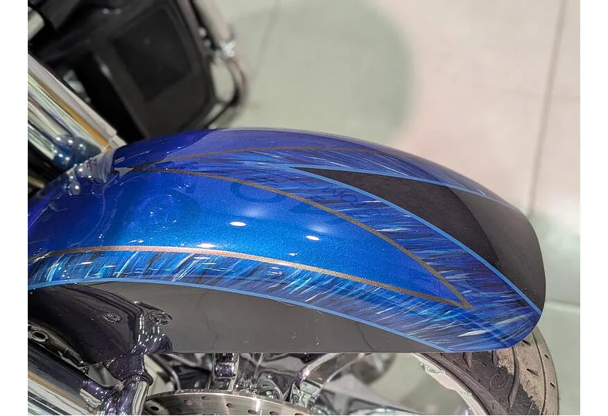 Harley-Davidson Ultra Limited 1923 см³ (106 л.с.) (106) 1923 Синий в АВИЛОН. Слайд №18