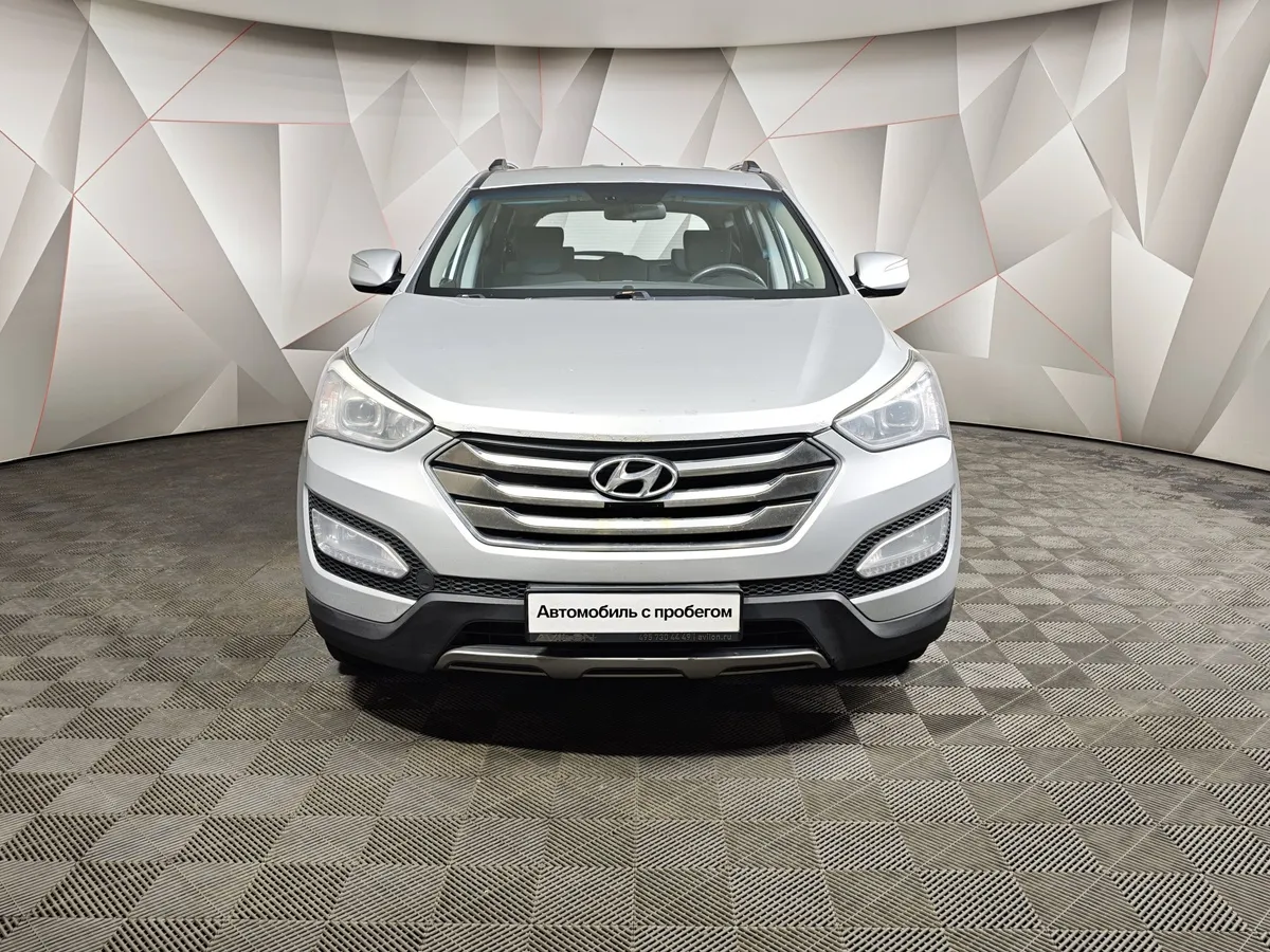 Hyundai Santa Fe 2.4 AT 4WD (175 л.с.) Comfort Серебристый в АВИЛОН. Слайд №7