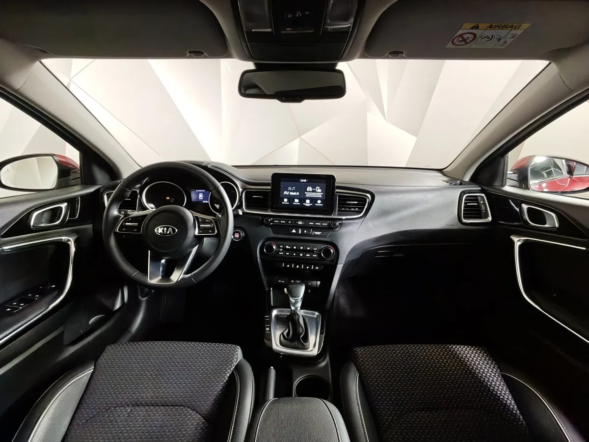 Kia Ceed 1.6 MPI AT (128 л.с.) Prestige Красный в АВИЛОН. Слайд №14