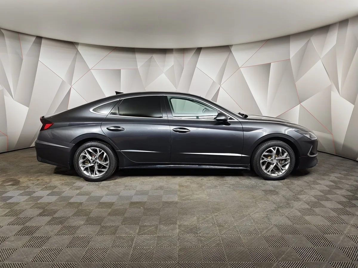 Hyundai Sonata 2.0 MPI (150 л.с.) Style Серый в АВИЛОН. Слайд №6