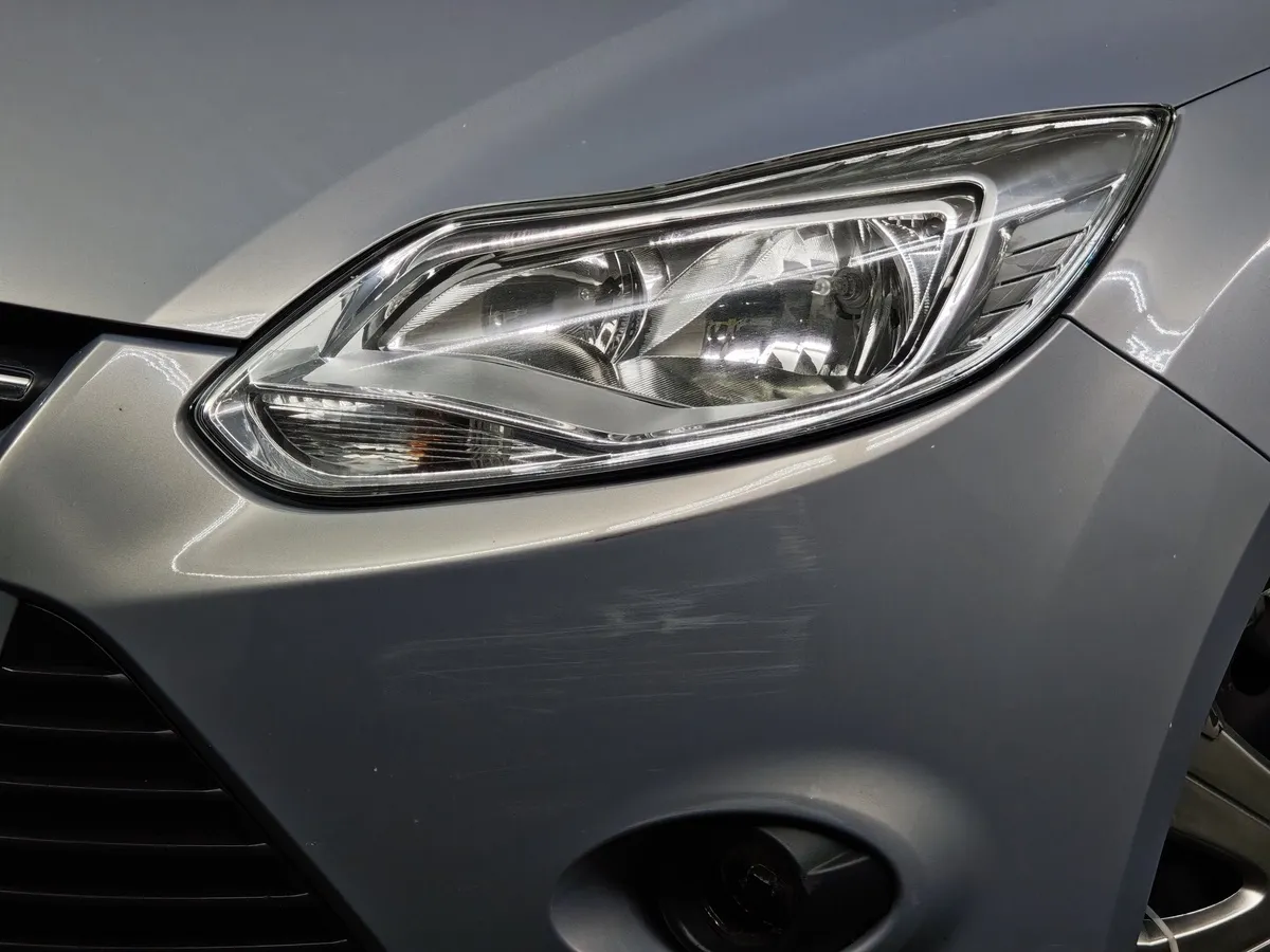 Ford Focus 1.6 MT (105 л.с.) Trend Серый в АВИЛОН. Слайд №10